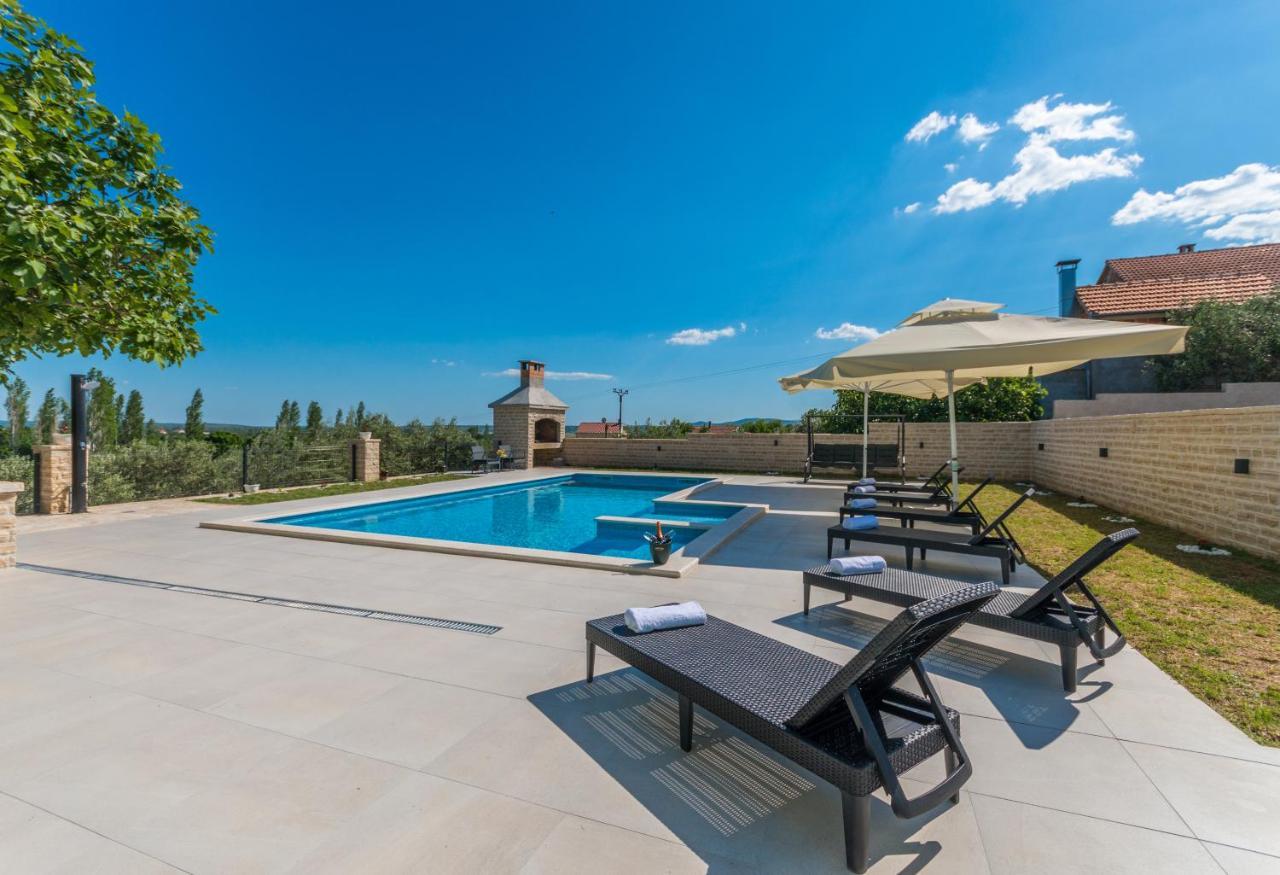 Poolincluded - Holiday Home Maslina Lisane Ostrovicke Экстерьер фото